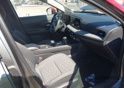 2025 Nissan Kicks Sv Fwd z USA, uszkodzony, nr VIN 3N8AP6CA6SL396422